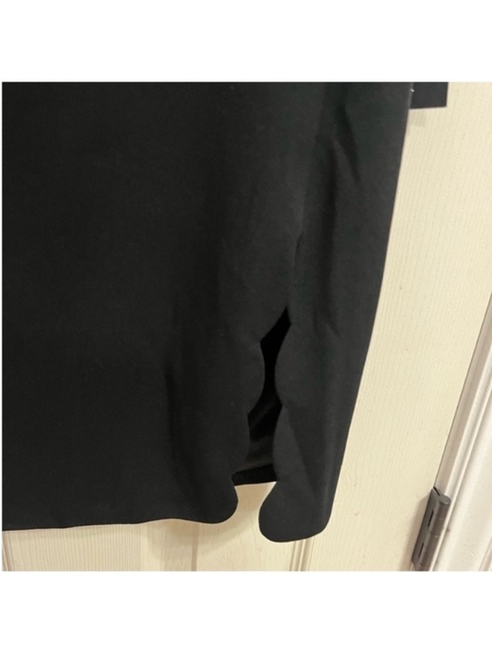 Little Black dress with small slit - Picture 4 of 7